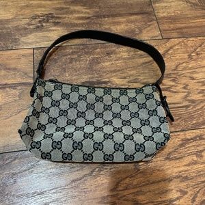 GG Gucci Pochette